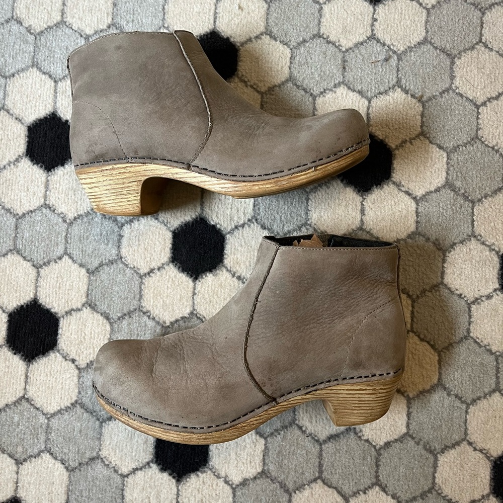 Dansko Maria Boot size 38
